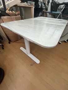 IKEA motorised desk