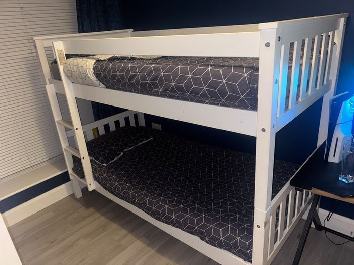 single bunk bed