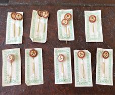 Sacred Heart Irish Pin Badges x 12