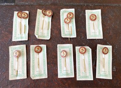 Sacred Heart Irish Pin Badges x 12