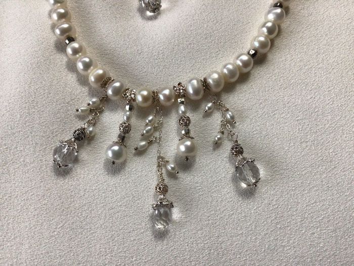 Brand New Sterling Silver and Freshwater Pearl Necklace and matching Earrings