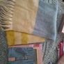 Scarf & gloves giftset Image 2