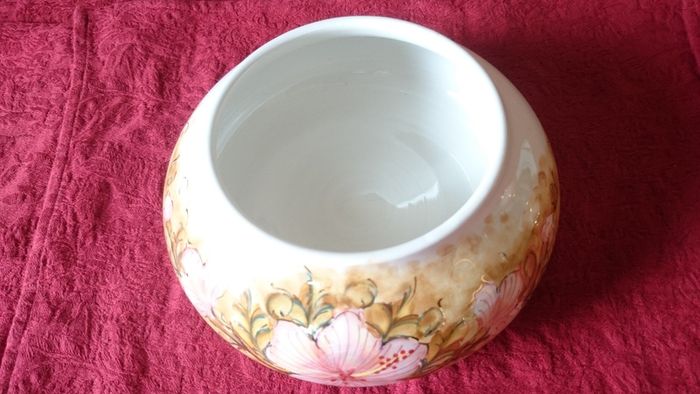 Vintage Pure Gold Gilt Italian Large Porcelain Tureen With Lid Made In Italy