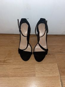 Carvela Kurt Geiger Black heels