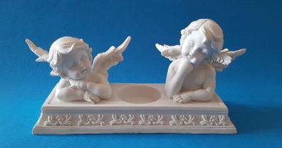 Figurines