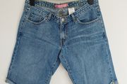Levis Shorts - Size 12 - 14