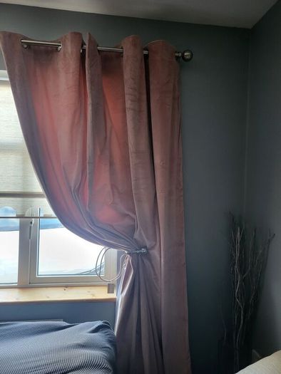 Dusky pink fully lined curtains with matching curtains