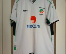 Vintage Umbro 2002 Republic of Ireland World Cup away jersey
