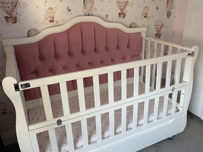 Luxury baby cot