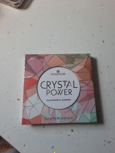 crystal power eyeshadow palette