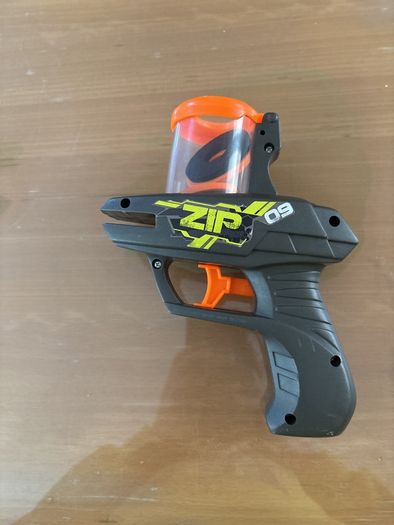 Zip gun