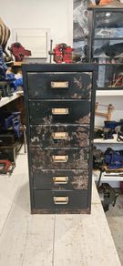 metal set of drawerw