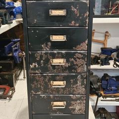 metal set of drawerw