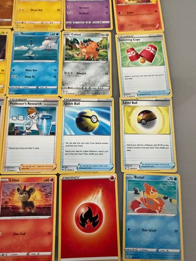 25 Pokemon Cards