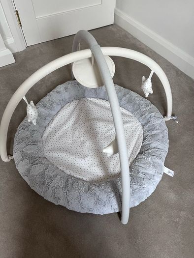 Mamas and Papas first play mat