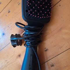 Revlon One-Step Hair Dryer and Styler 2-in-1 hot air styling tool