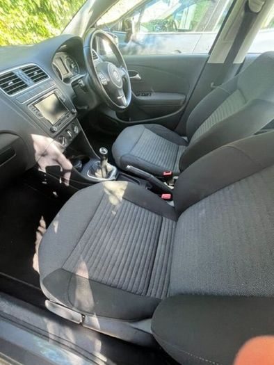 Volkswagen Polo 2012 Comfortline, Carplay/Android
