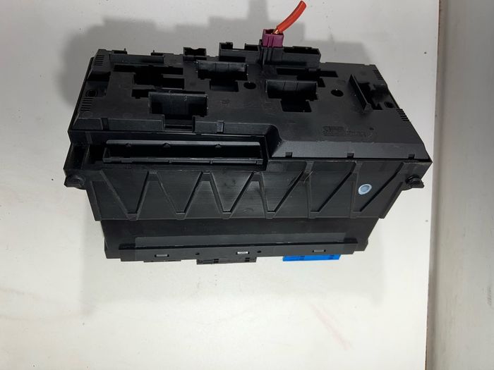 Bmw 5 Series Junction Fuse Box Control Module Ecu 9267466 F10 F11 2011 A3l2b320g