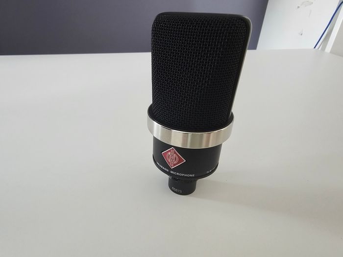 Neumann TLM 102 Condenser Microphone, Excellent Condition