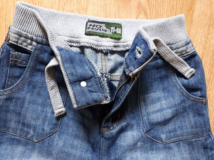 Jeans "No Fear".  Age 11-12