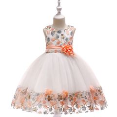 New Girls Elegant Flower Dress size 6-7yrs