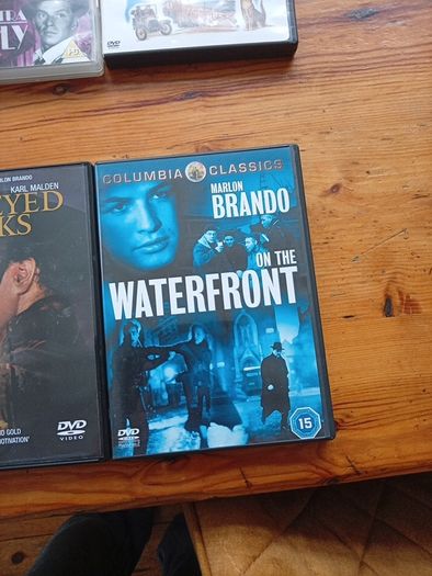 Marlon Brando oldie movies on dvd