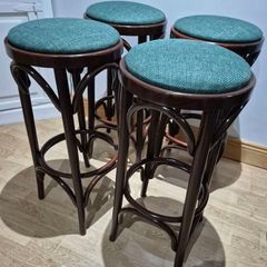 vintage bentwood cafe / bar stools