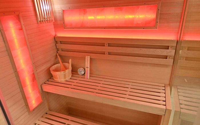 Finnish Sauna Ireland RIVER with Harvia Furnace 1500x1400x1920 mm (6 kW)