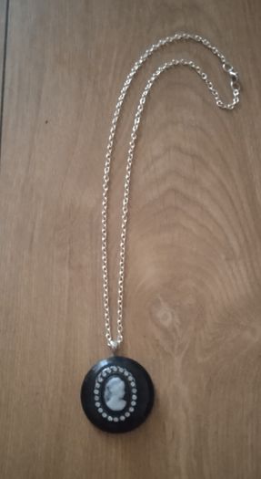 Cameo necklace