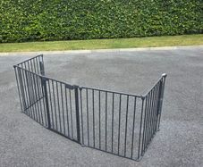 Playpen / fire barrier