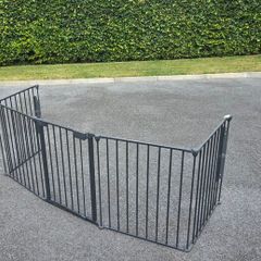 Playpen / fire barrier