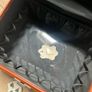 makeup box Image 3