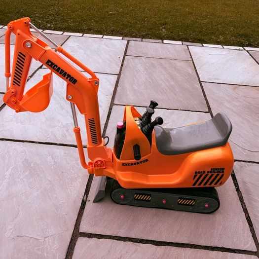 Car and digger
