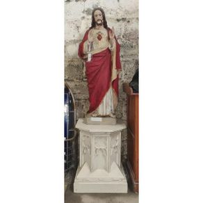 Sacred Heart Statue and Plinth KAS1041