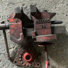 Record vice