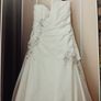 wedding dress Image 2