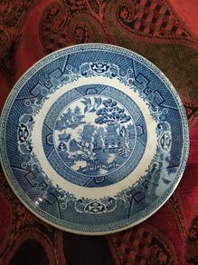 Arklow Willow Saucer/ white rim