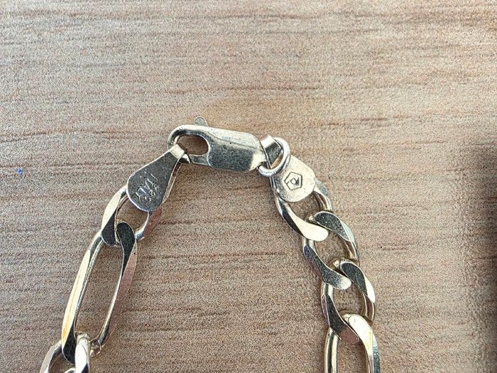 Solid Italian 925 Sterling Silver Figaro Chain 5.5mm wide & 52/54 cm long & 22g