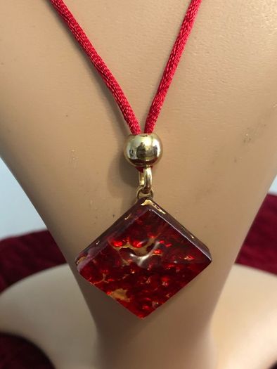 Murano glass necklace and earrings set