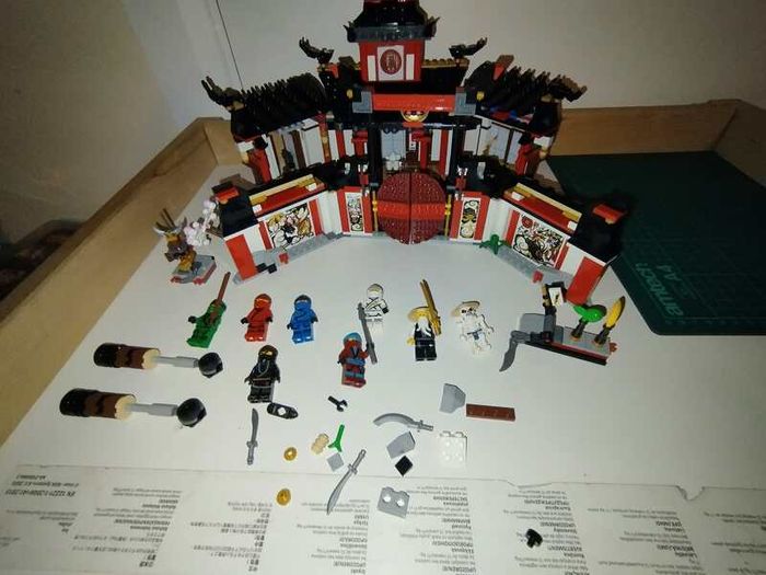 LEGO NINJAGO Monastery Training Center 70670 + manual