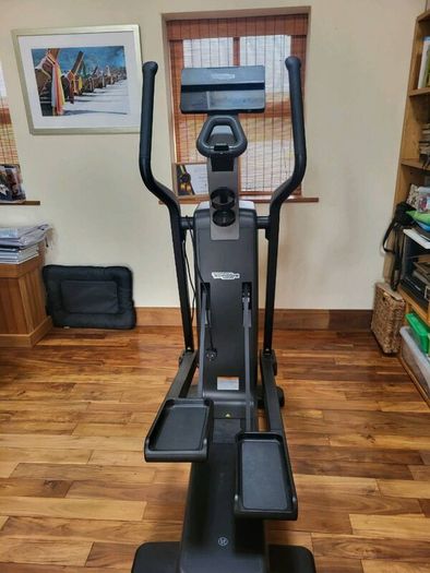 Crosstrainer by Technogym