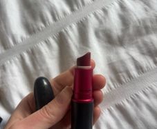 MAC matte lipstick viva la glam