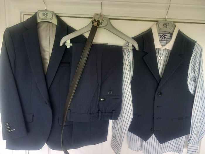 1880 club size 5 navy 3 piece suit