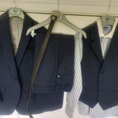 1880 club size 5 navy 3 piece suit