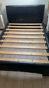 standard double bed frame