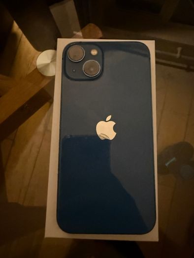iPhone 13 - 256GB - Unlocked
