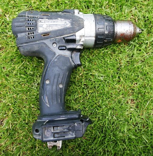 Makita 4 Piece 18v Power Tool Kit (everything works fine)