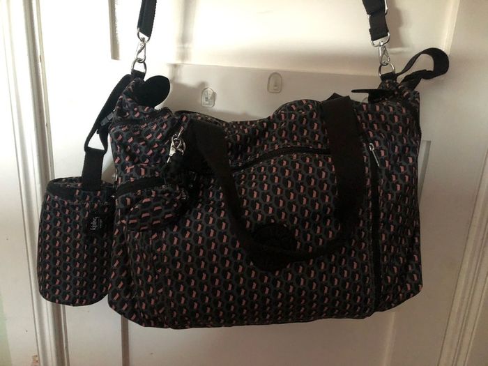 Kipling Art M Baby Bag with changing mat, bottle holder, pacifier case