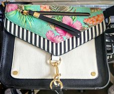 Shoulder bag