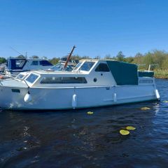 30 Foot Dutch Steel Cruiser 6 berth